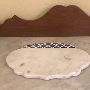 NEW-12” White Marble With Blue Inlay Cheese Board